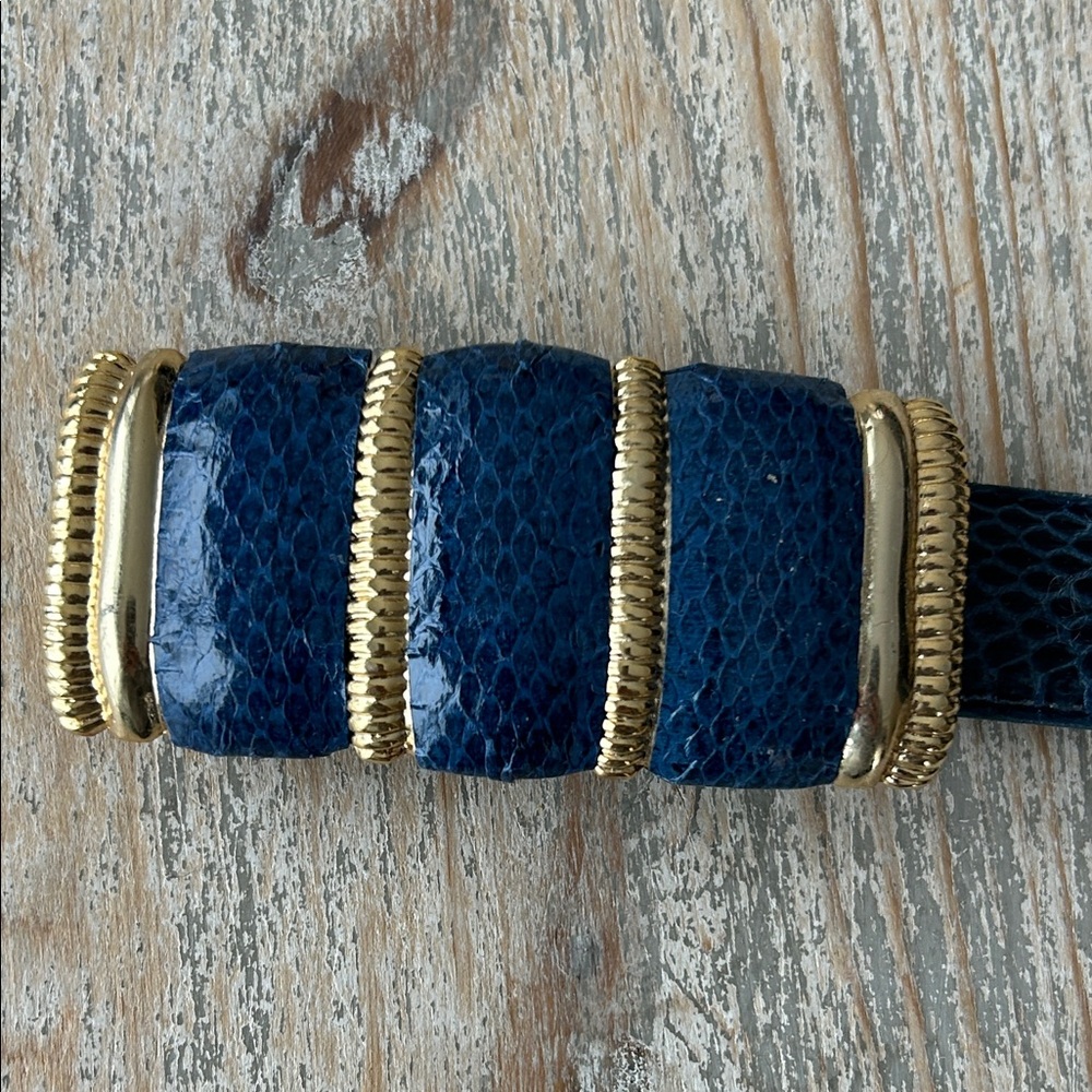 Lord & Taylor Navy and Gold Belt Vintage